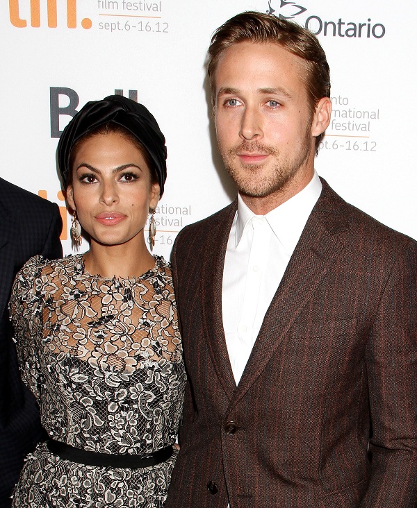 A film- és show-üzleti csillagok külföldi híres párai 2017: Ryan Gosling és Eva Mendes két gyermeket nevelnek