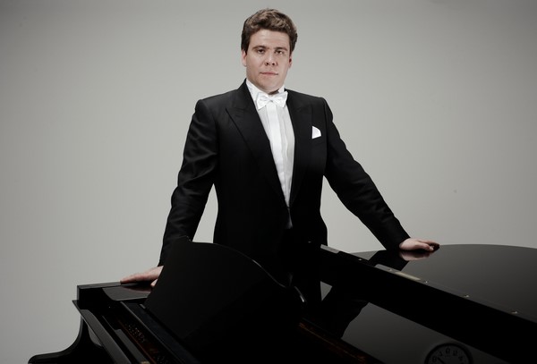 Đại diện giàu nhất của âm nhạc cổ điển năm 2016: Denis Matsuev - 2 triệu đô la.