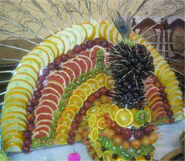 фруктоваиа-нарезка-на-свадбу-22