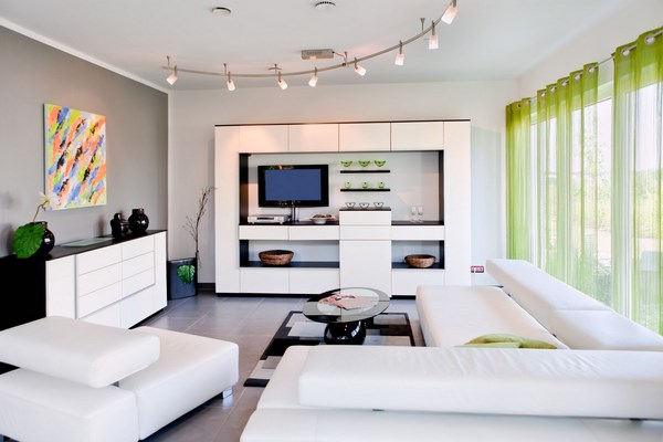 Moderní dům, obývací pokoj s moderním nábytkem